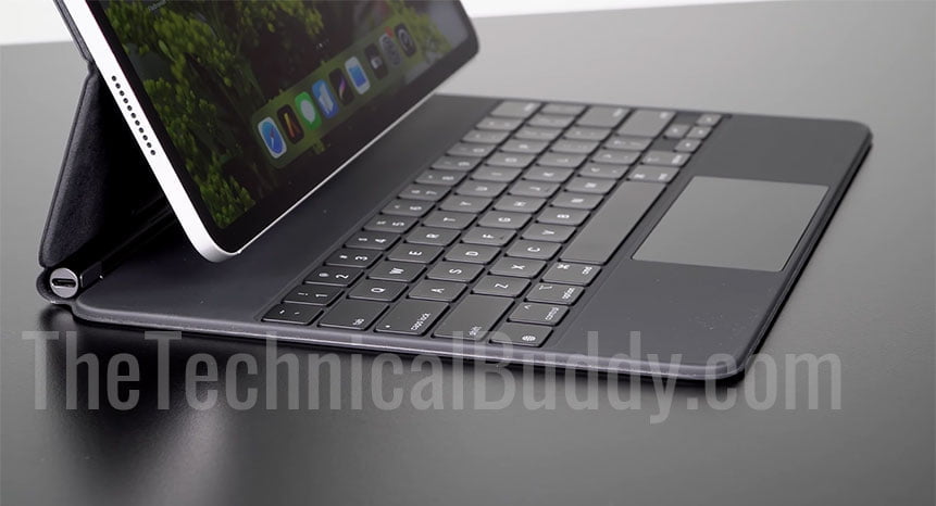 Apple iPad Pro M1 keypad and touchpad